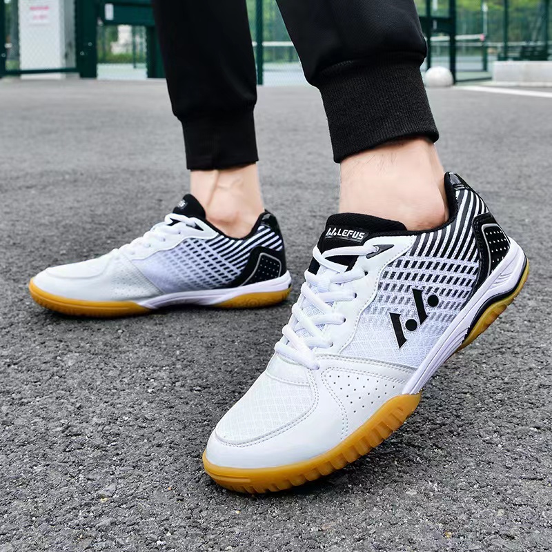 LEFUS คุณภาพผู้ชายผู้หญิงรองเท - Table Tennis Court บทวิจารณ์และราคา